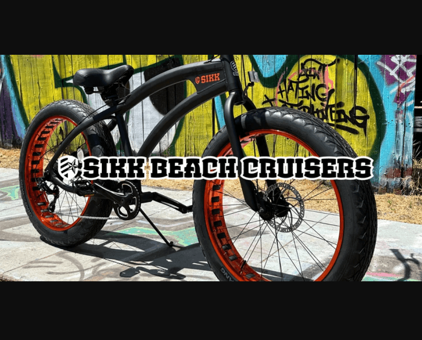 SIKK Beach Cruiser sur fond de graffiti